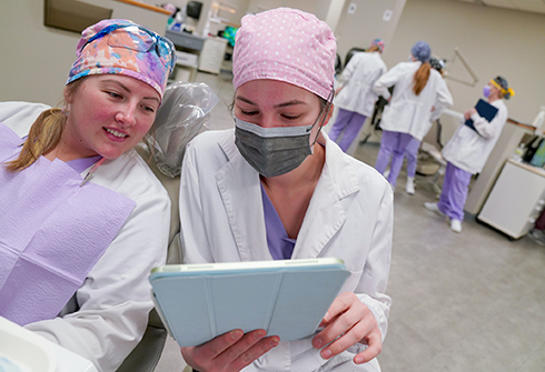 Students in dental hygiene lab.